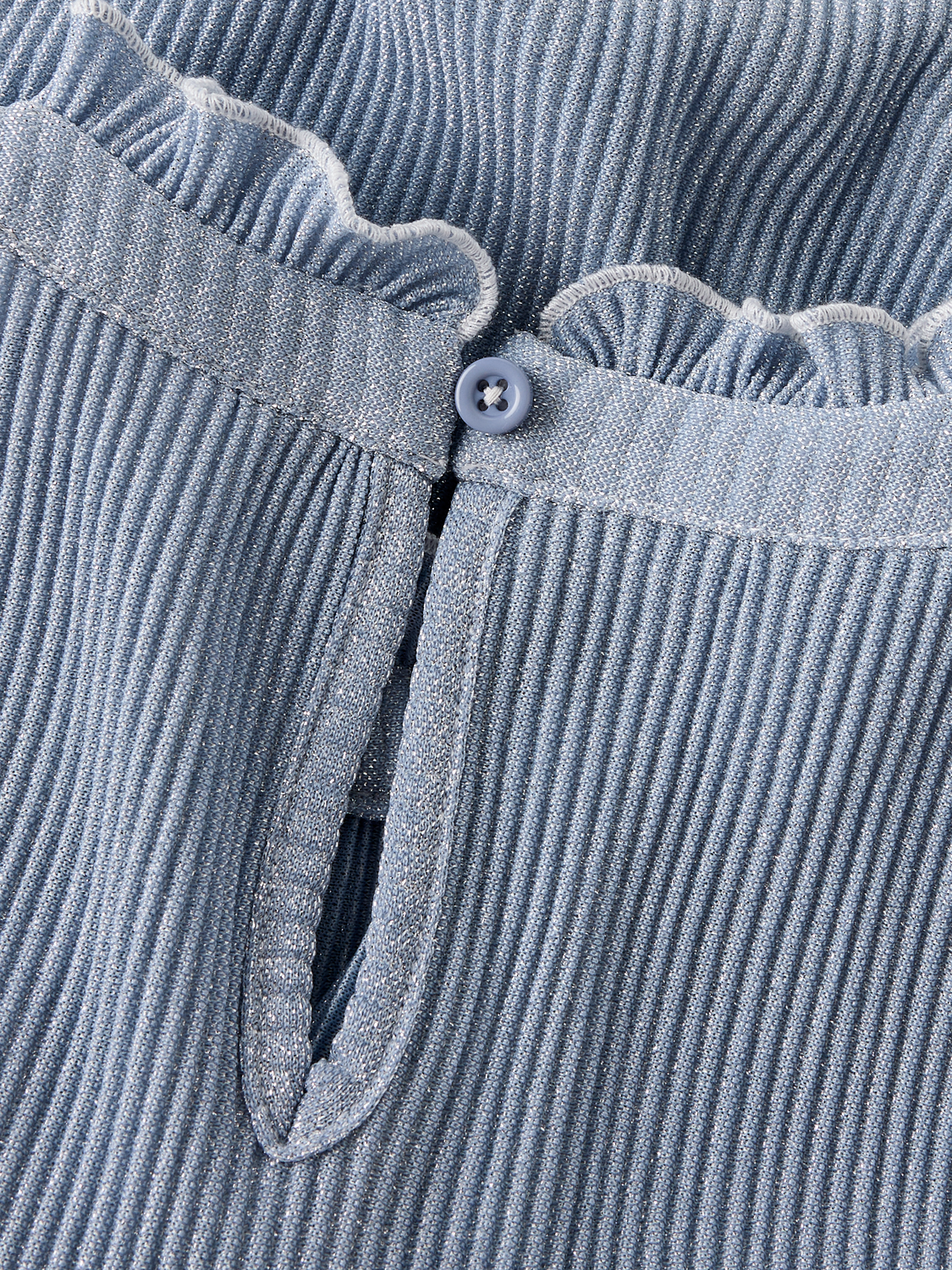 model_shot-front_full